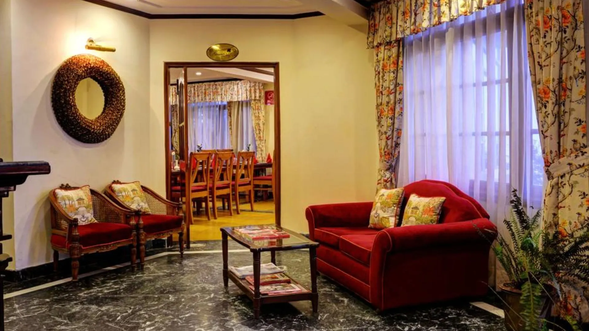 Summit Le Royale Hotel, Shimla 3*,