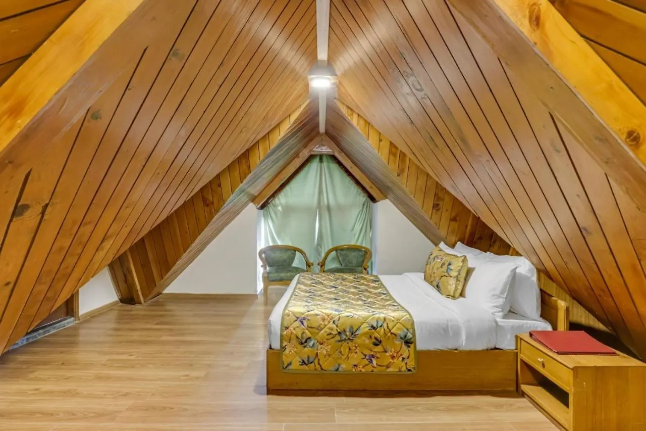 Summit Le Royale Hotel, Shimla 3*,